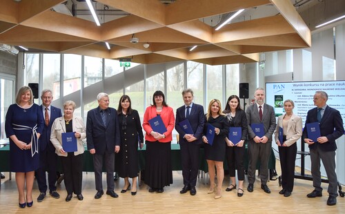 Nagrody i wyróżnienia w XVI edycji konkursu za najlepsze osiągnięcia naukowe